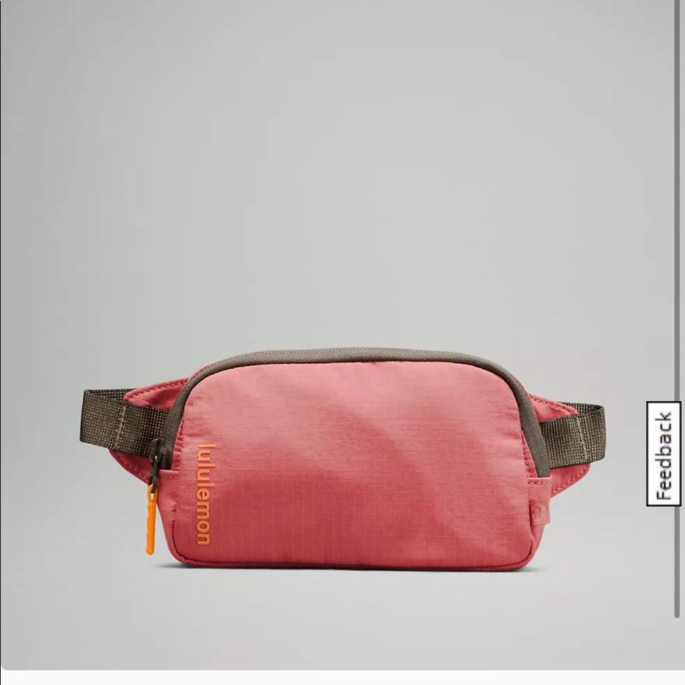 NWT Lululemon everywhere belt bag MINI
